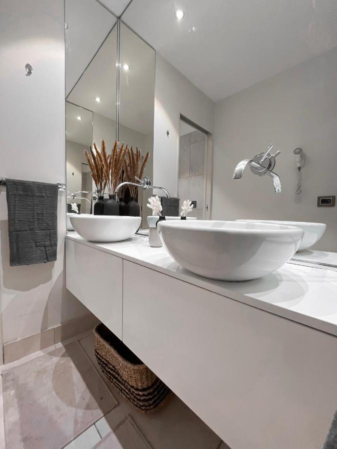 Maison Caesar - Exclusive Apartment 115 M2 روما المظهر الخارجي الصورة